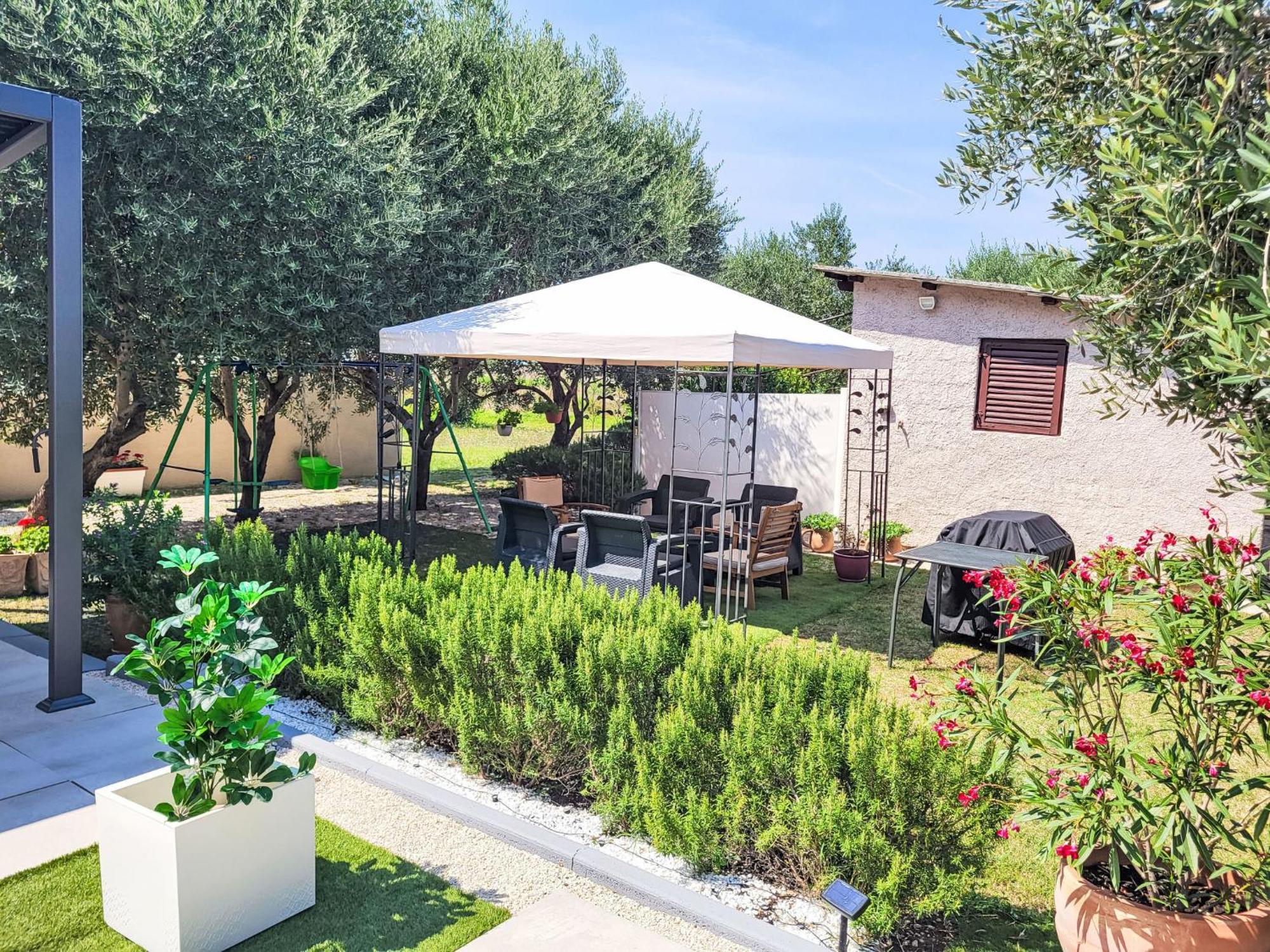 פטרצ'אנה Holiday Home Ive By Interhome מראה חיצוני תמונה